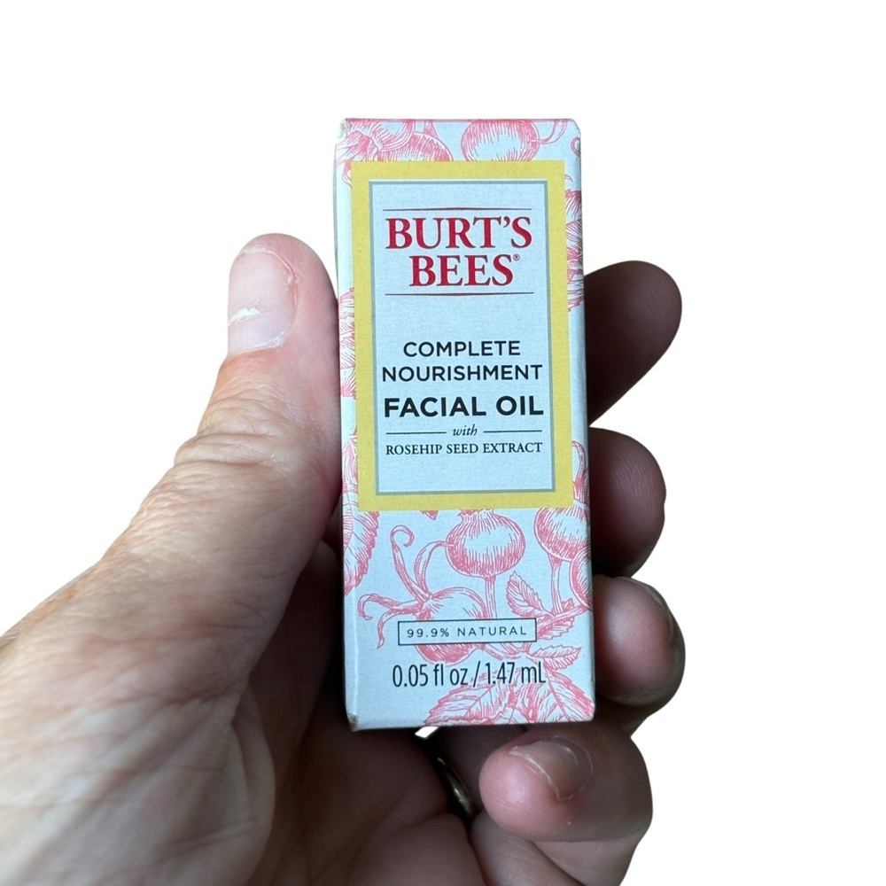 Burt's Bees Complete Nourishment Facial Oil NIB .05 oz